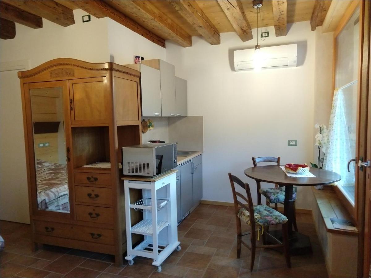 Agriturismo "Antico Borgo" マロースティカ エクステリア 写真