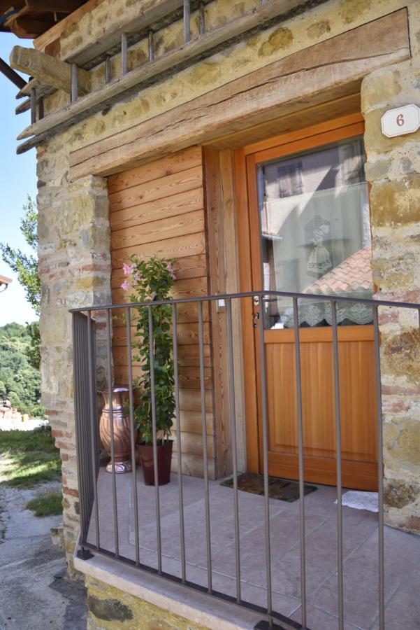 Agriturismo "Antico Borgo" マロースティカ エクステリア 写真