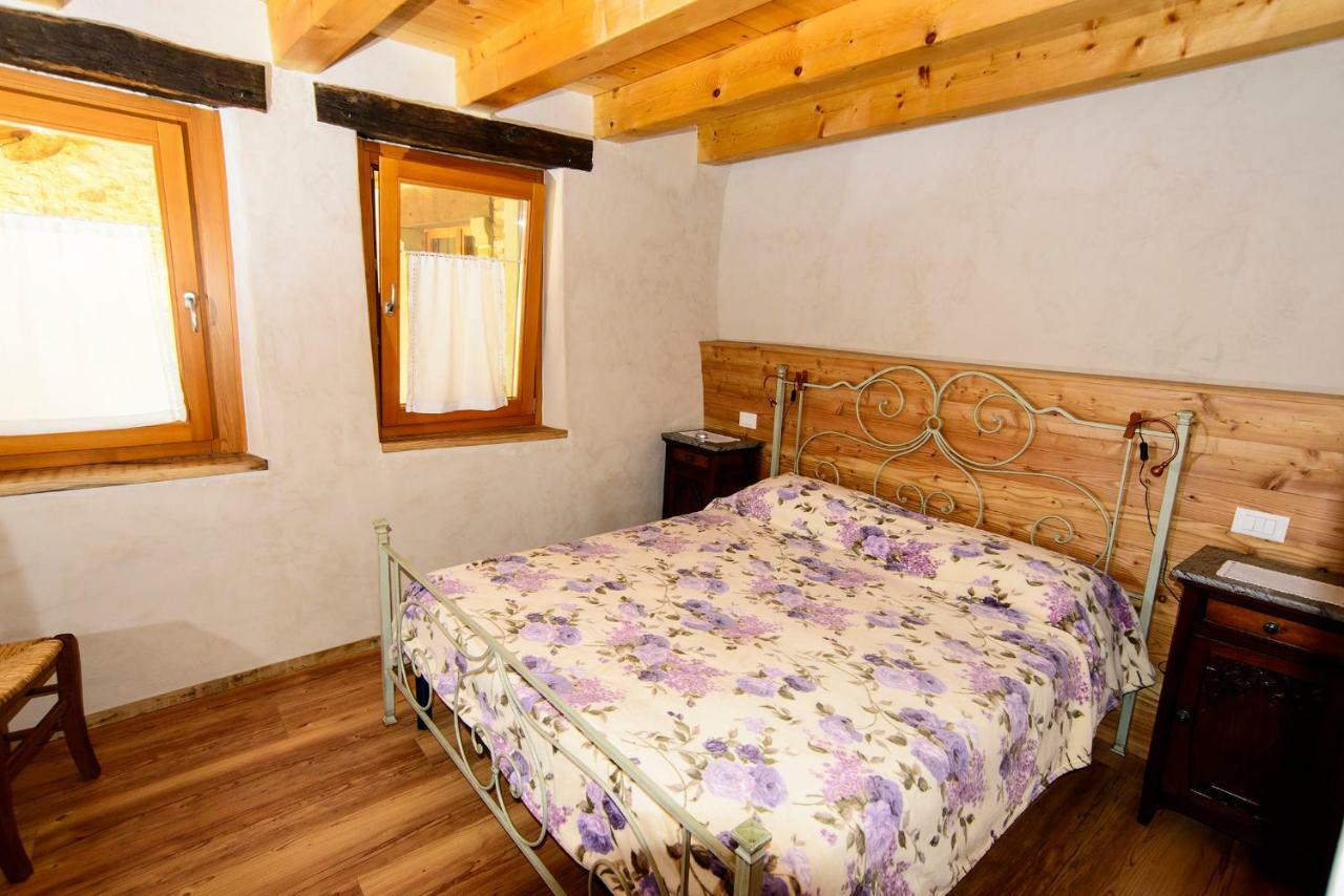 Agriturismo "Antico Borgo" マロースティカ エクステリア 写真